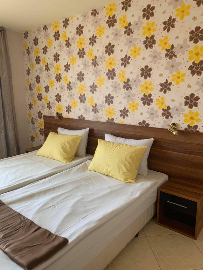 Семеен Хотел Брилянс - Family Hotel Brilliance Warna Exterior foto