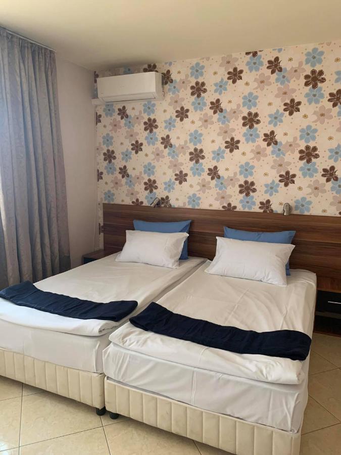 Семеен Хотел Брилянс - Family Hotel Brilliance Warna Exterior foto