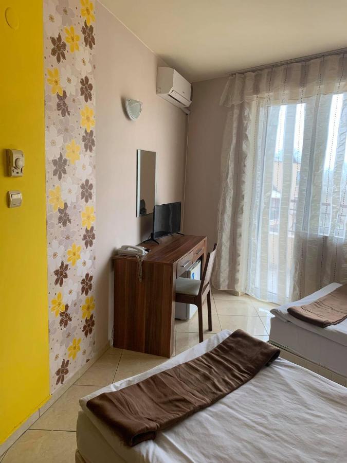 Семеен Хотел Брилянс - Family Hotel Brilliance Warna Exterior foto