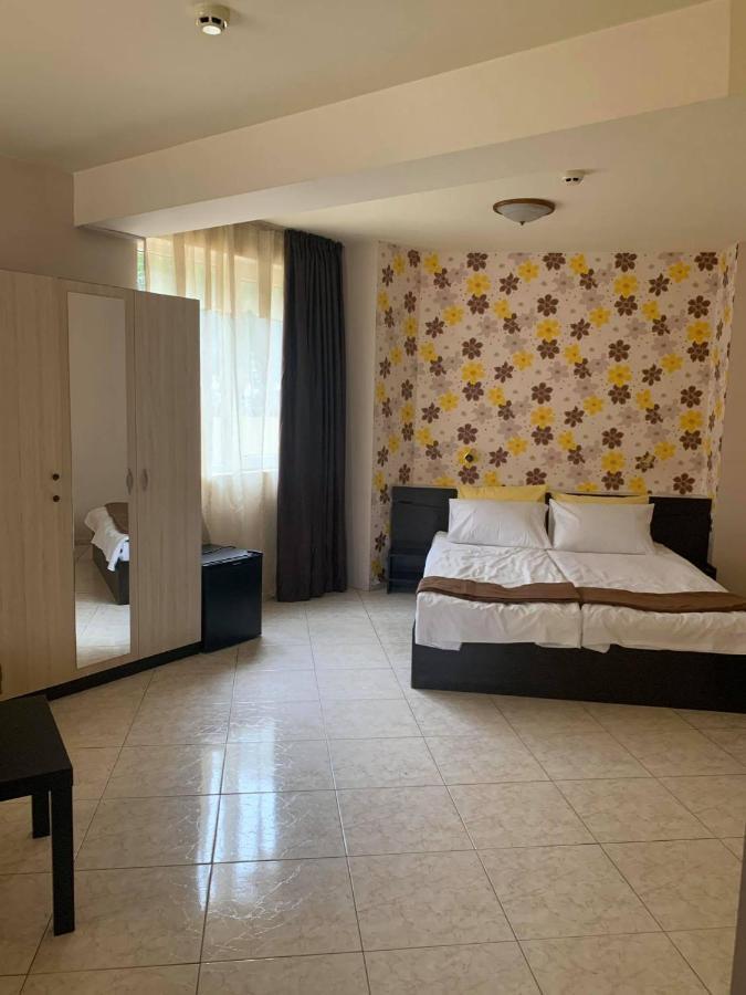 Семеен Хотел Брилянс - Family Hotel Brilliance Warna Exterior foto